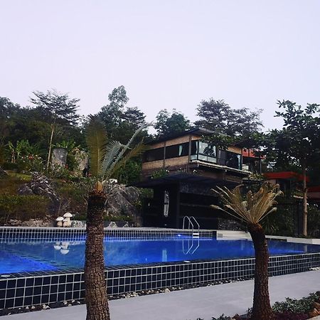 Keeree Loft Resort Thongphaphum Kültér fotó