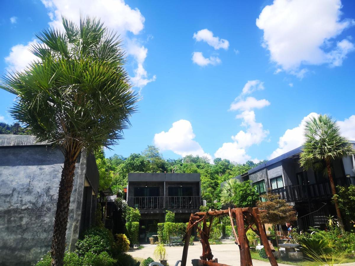 Keeree Loft Resort Thongphaphum Kültér fotó