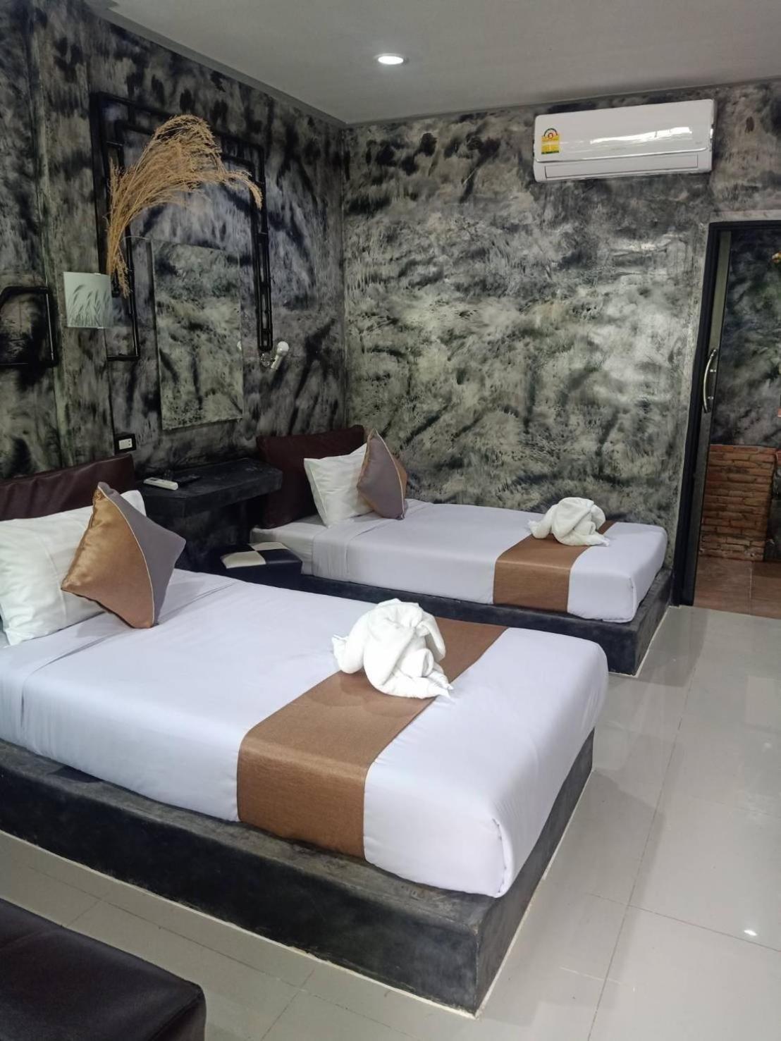 Keeree Loft Resort Thongphaphum Kültér fotó