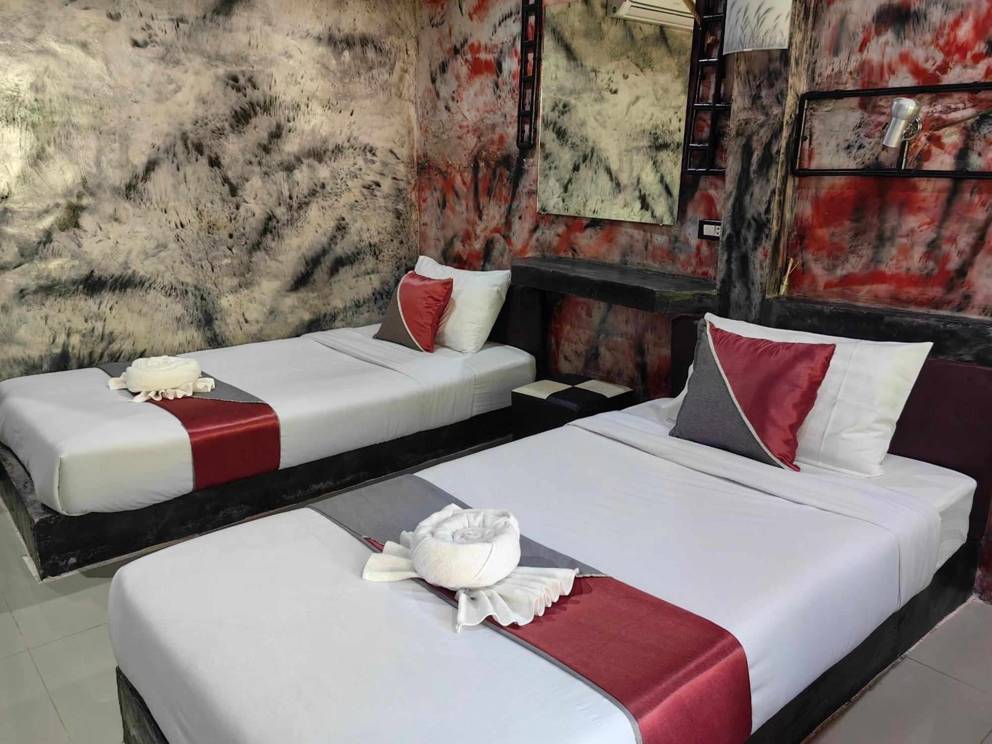 Keeree Loft Resort Thongphaphum Kültér fotó