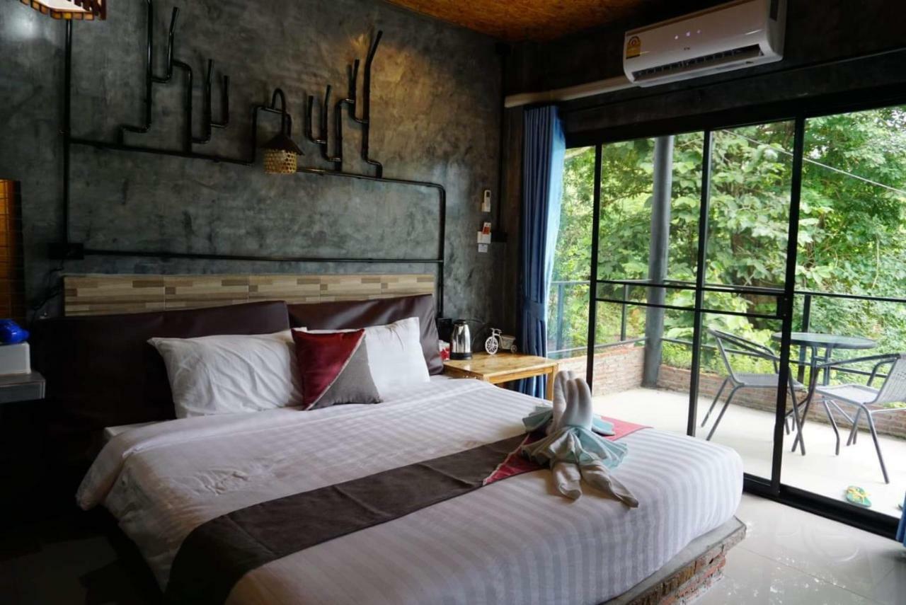 Keeree Loft Resort Thongphaphum Kültér fotó