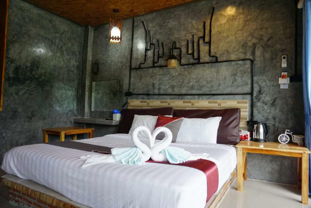 Keeree Loft Resort Thongphaphum Kültér fotó