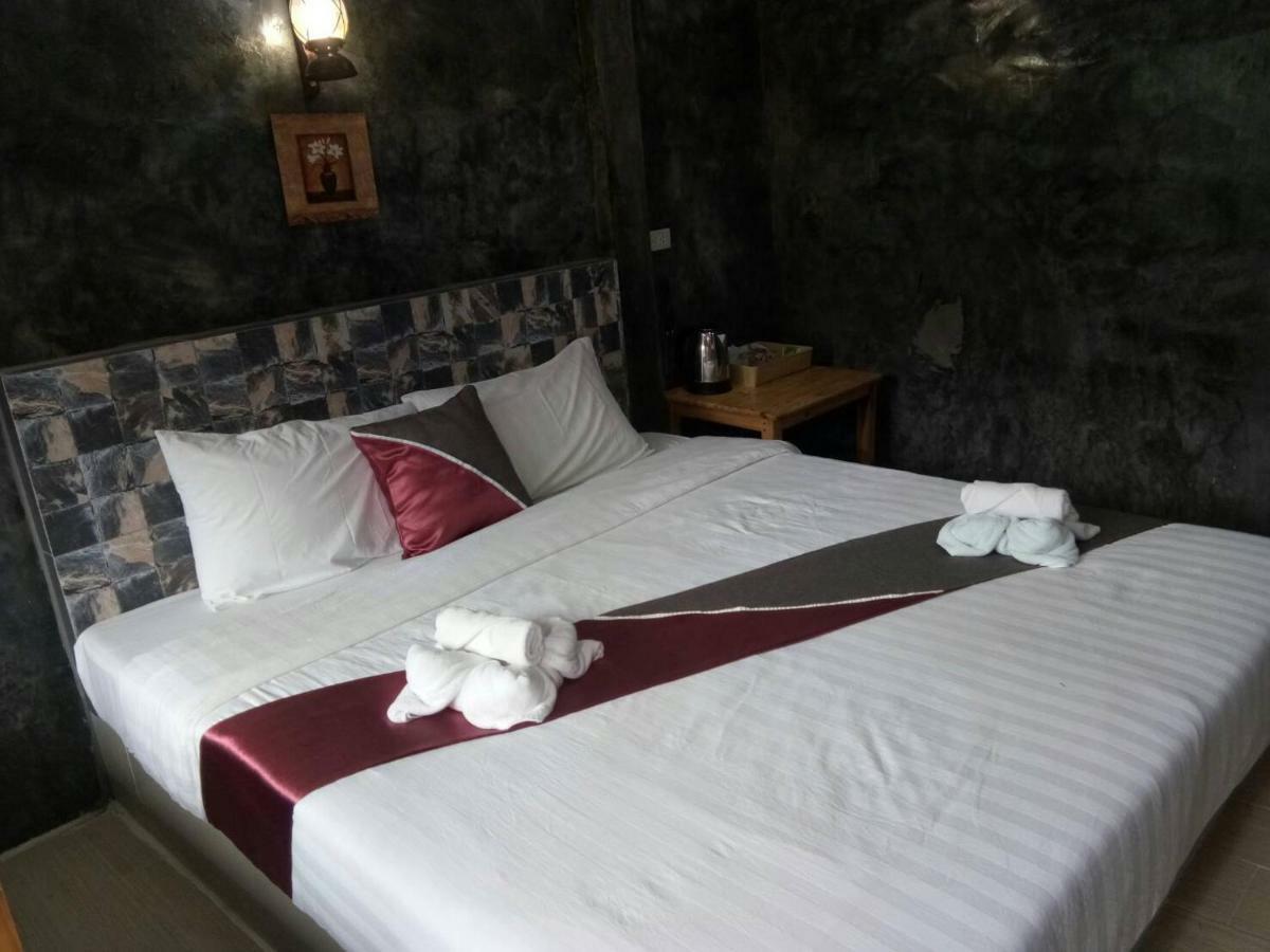 Keeree Loft Resort Thongphaphum Kültér fotó