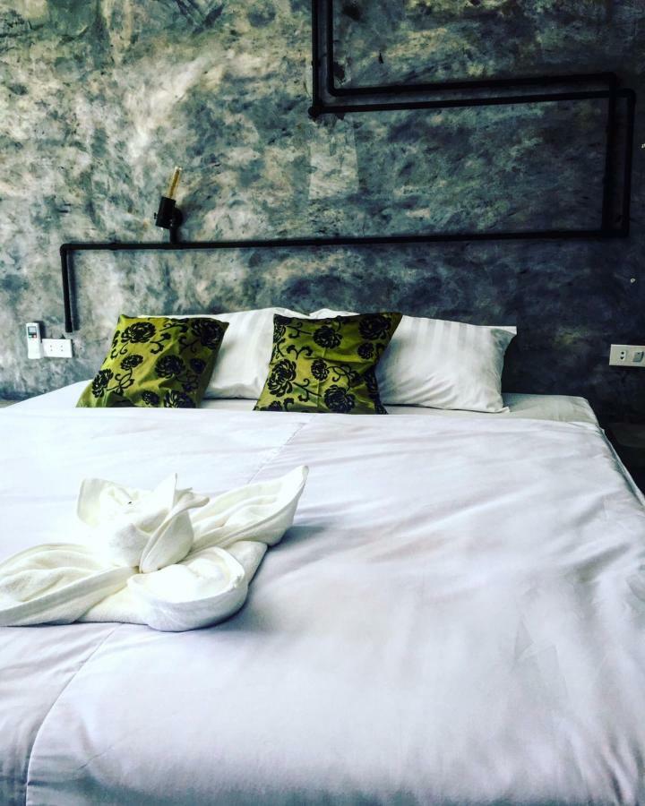 Keeree Loft Resort Thongphaphum Kültér fotó
